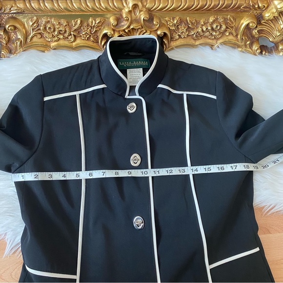 Harve Benard by Benard Holtzman Coat - Picture 4 of 6